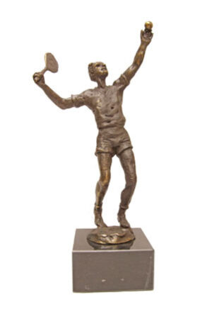 Sport sculptuur "Tennisser"