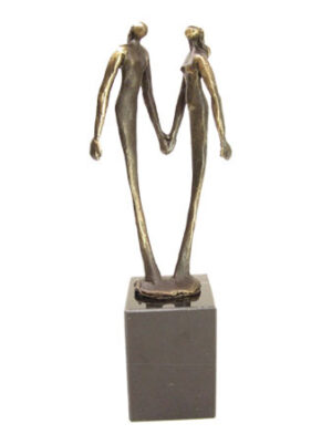 Vrouwen liefdes sculptuur "Happiness"