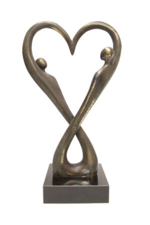 Liefdes sculptuur "With Love"