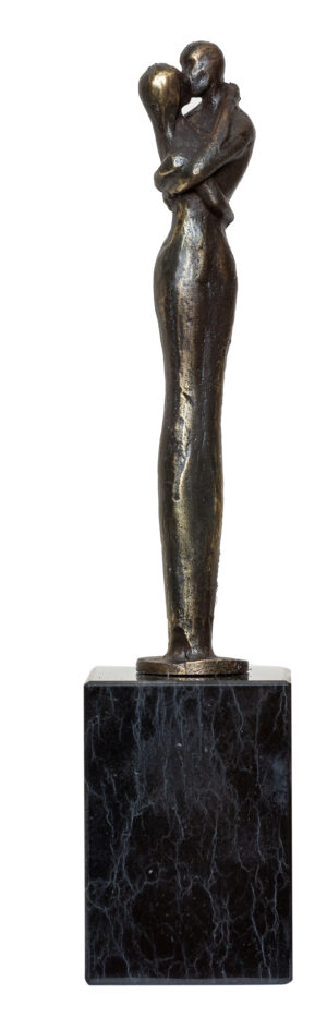 Liefdes sculptuur "Innige omhelzing"